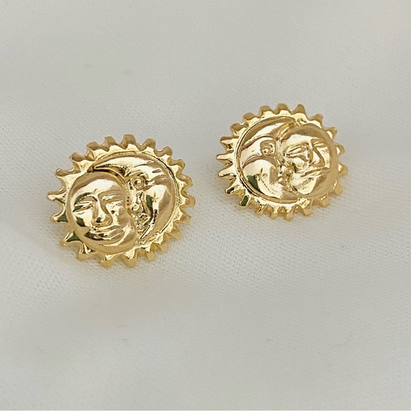 Sun Stud Earrings - Picture 12 of 13